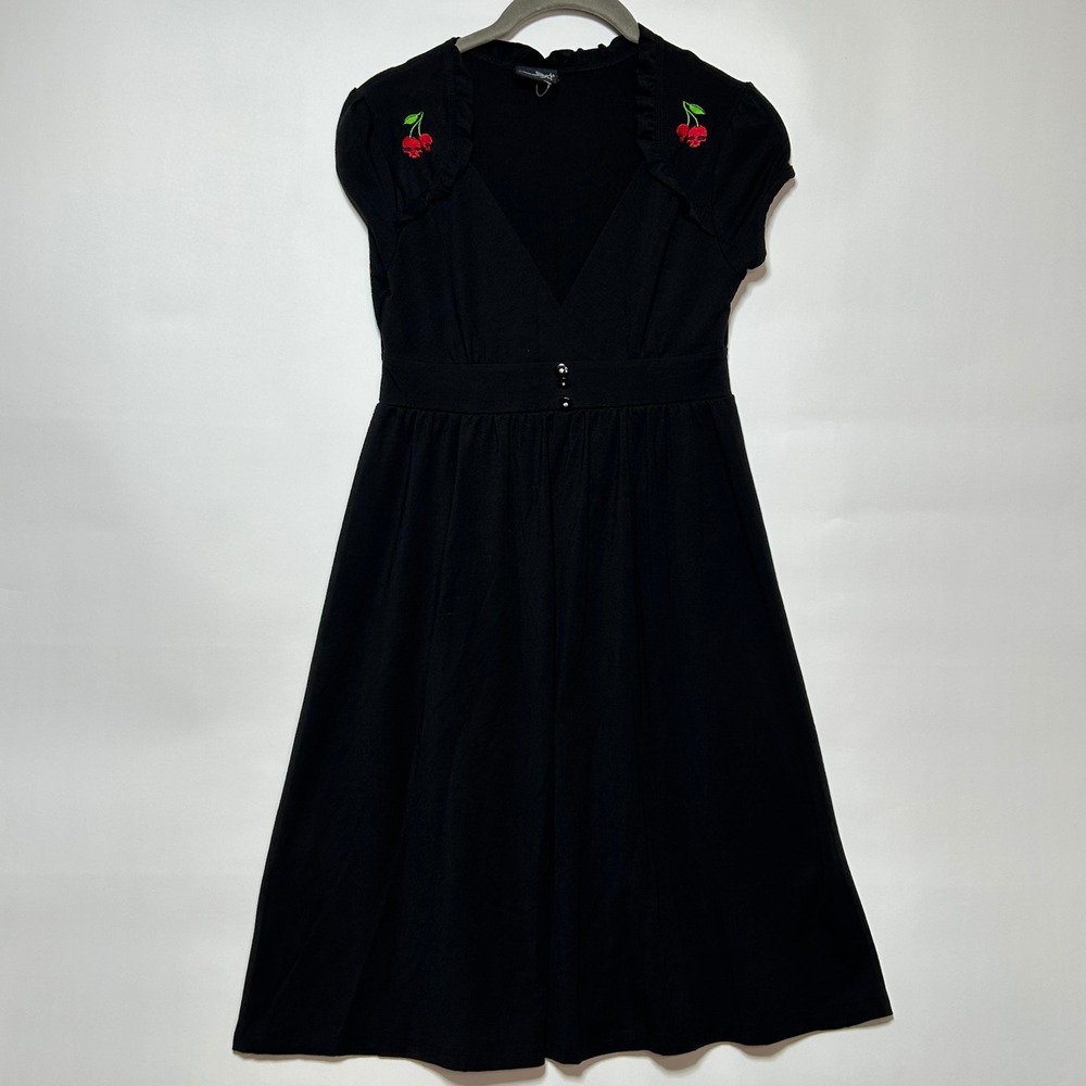 RockSteady Skater Dress Women S Black Cherry Skulls Rockabilly Whimsy Goth Retro - Picture 3 of 11
